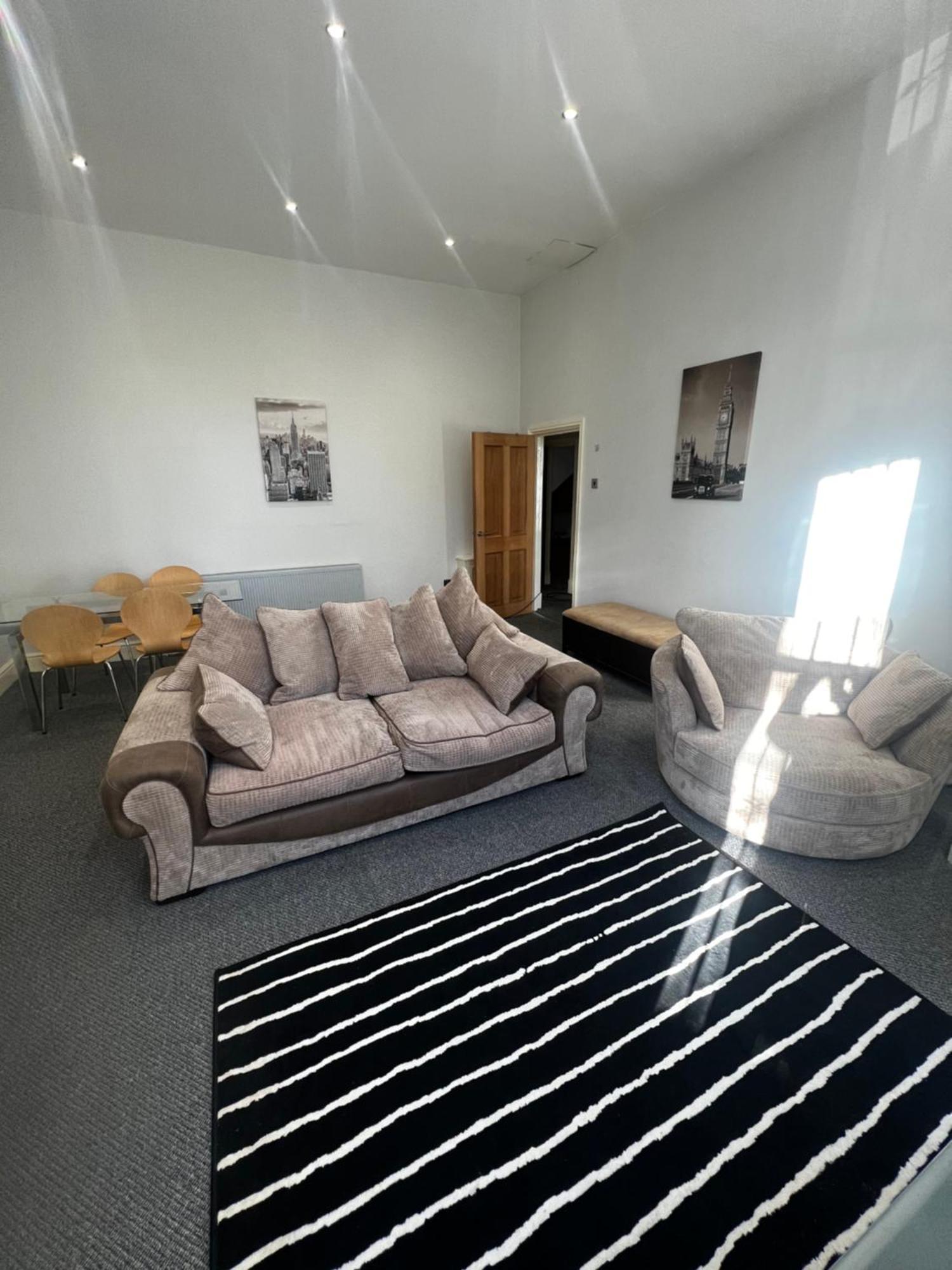 Appartement No 3 - Large 1 Bed Near Sefton Park And Lark Lane à Liverpool Extérieur photo